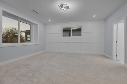 Garage Interior Photo of 18764 62a Avenue, Surrey, BC