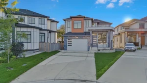 18764 62a Avenue, Surrey, BC