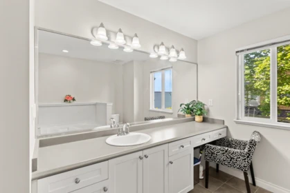 Guest Bathroom Photo of 39 5999 Andrews Road, Richmond, BC