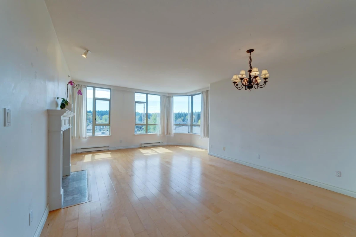 Dining Area Photo of 504 2580 Tolmie Street, Vancouver, BC