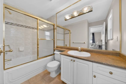 Guest Bathroom Photo of 3431 Tolmie Avenue, Richmond, BC
