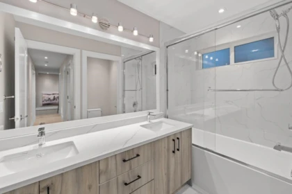Hot Tub / Spa Photo of 7 32775 Marshall Road, Abbotsford, BC