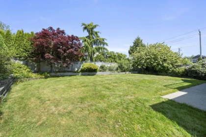 Fitness Center Photo Near 14781 57a Avenue, Surrey, BC