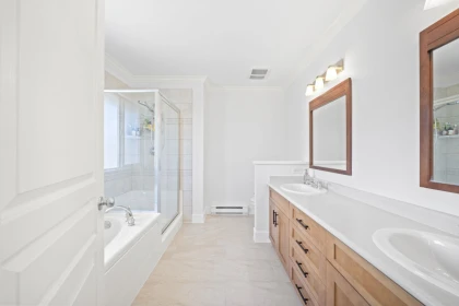 Laundry Room Photo of 14781 57a Avenue, Surrey, BC