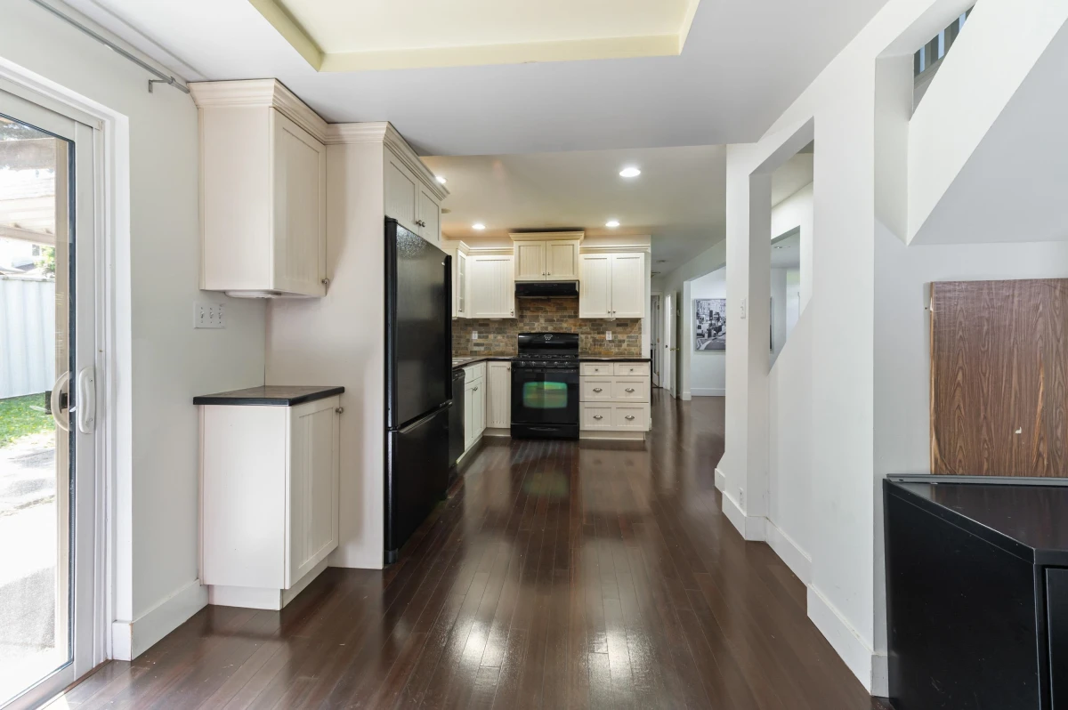 Dining Area Photo of 14770 60 Avenue, Surrey, BC
