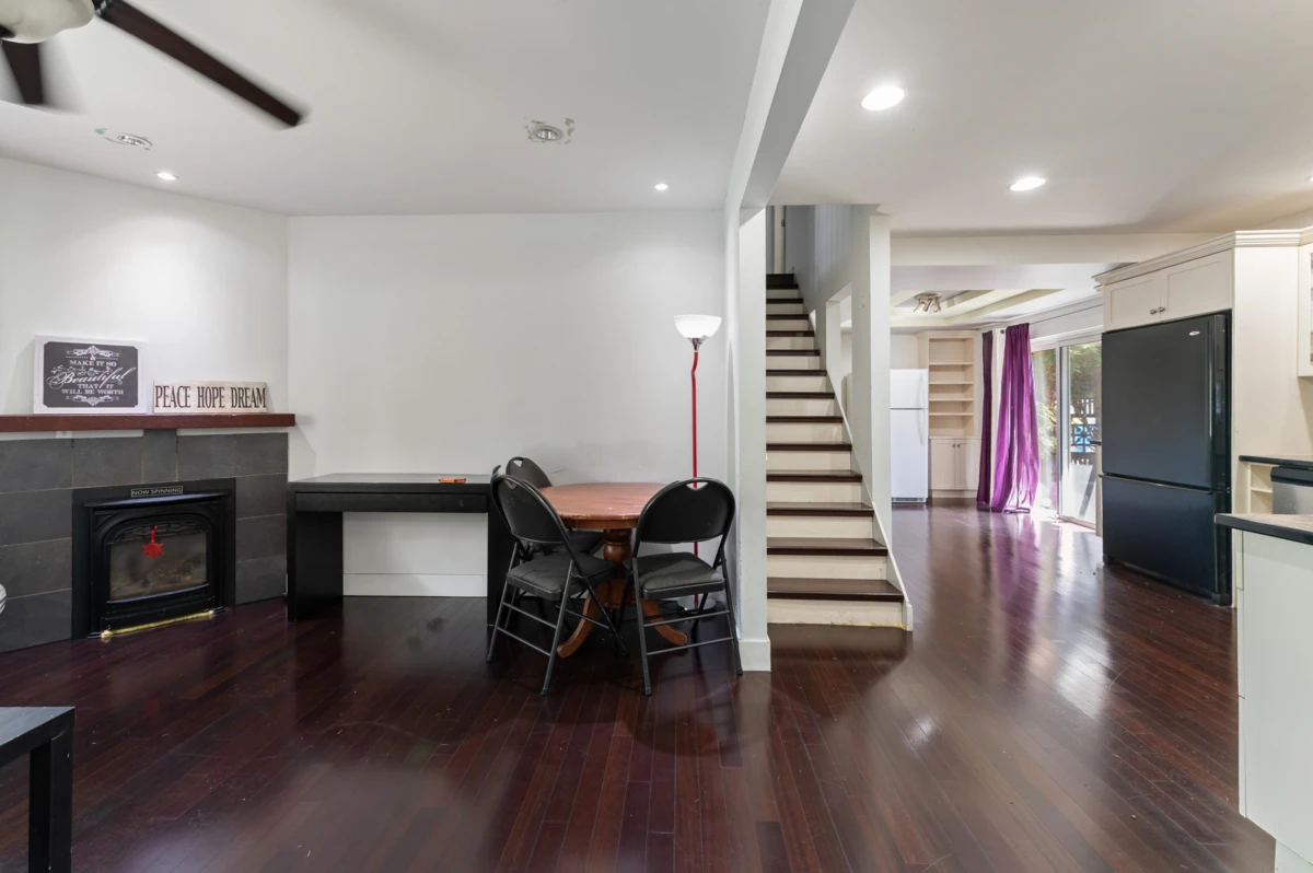 Family Room Photo of 14770 60 Avenue, Surrey, BC