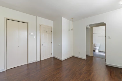 Powder Room Photo of 14770 60 Avenue, Surrey, BC