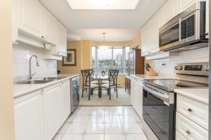 Breakfast Nook Photo of 1505 1185 Quayside Drive, New Westminster, BC