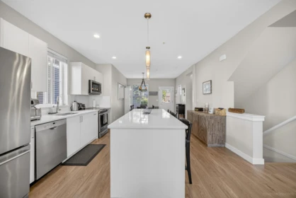 Breakfast Nook Photo of 5 7169 208a Street, Langley, BC