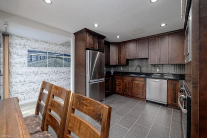 Basement Recreation Room Photo of 11970 Staples Crescent, Delta, BC