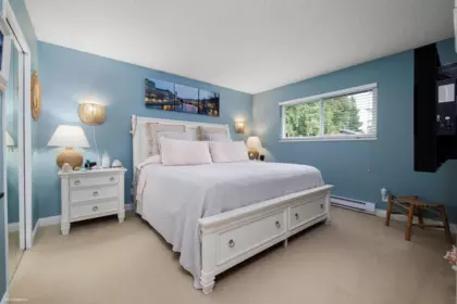 Hot Tub / Spa Photo of 11970 Staples Crescent, Delta, BC