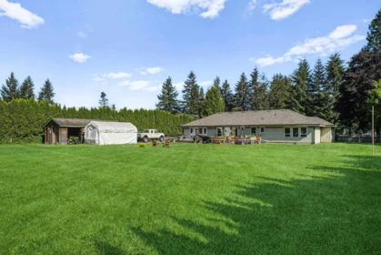 Hot Tub / Spa Photo of 25040 57 Avenue, Langley, BC