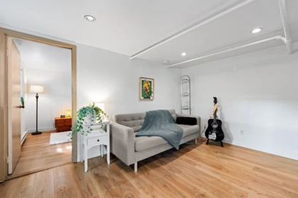 Hot Tub / Spa Photo of 38 N Slocan Street, Vancouver, BC