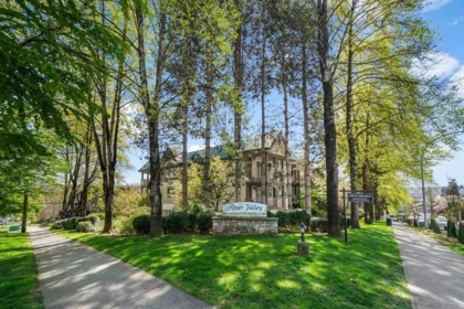 Hot Tub / Spa Photo of 819 1310 Cariboo Street, New Westminster, BC