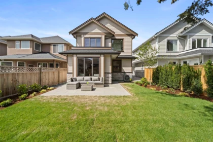 Entry Foyer Photo of 6706 Francis Road, Richmond, BC