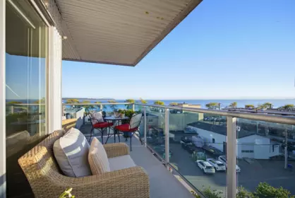 Outdoor Deck Photo of 502 14955 Victoria Avenue, White Rock, BC