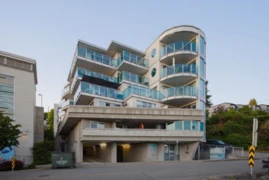 502 14955 Victoria Avenue, White Rock, BC