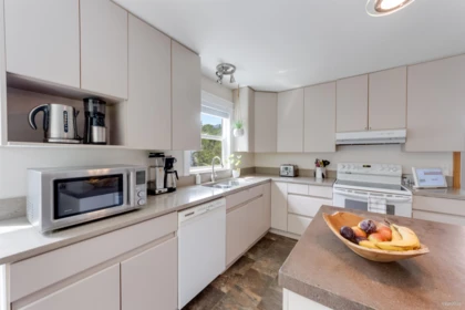 Walk-In Closet Photo of 38582 Westway Avenue, Squamish, BC
