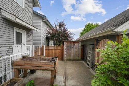 Mudroom Photo of 15130 62 Avenue, Surrey, BC