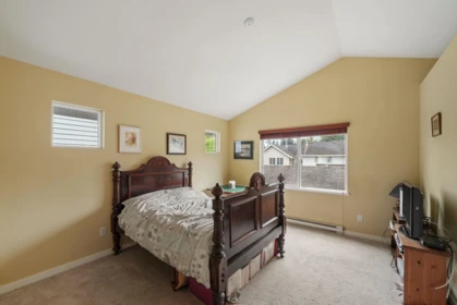 Primary Bedroom Photo of 15130 62 Avenue, Surrey, BC