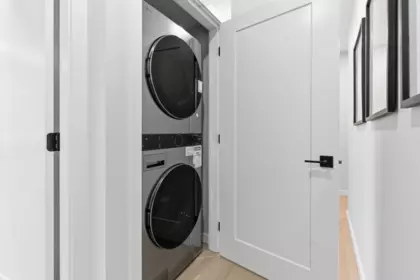 Powder Room Photo of 2 2091 E 20th Avenue, Vancouver, BC