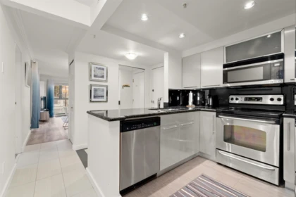 Breakfast Nook Photo of 506 907 Beach Avenue, Vancouver, BC