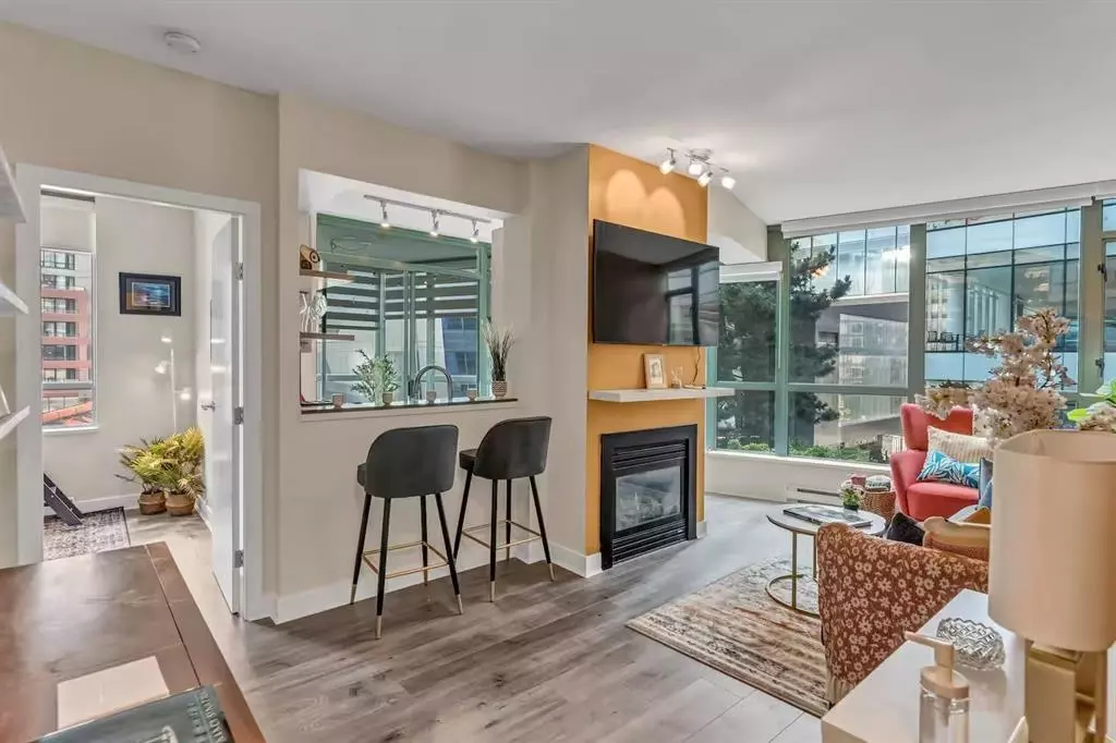 Dining Area Photo of 302 1238 Burrard Street, Vancouver, BC