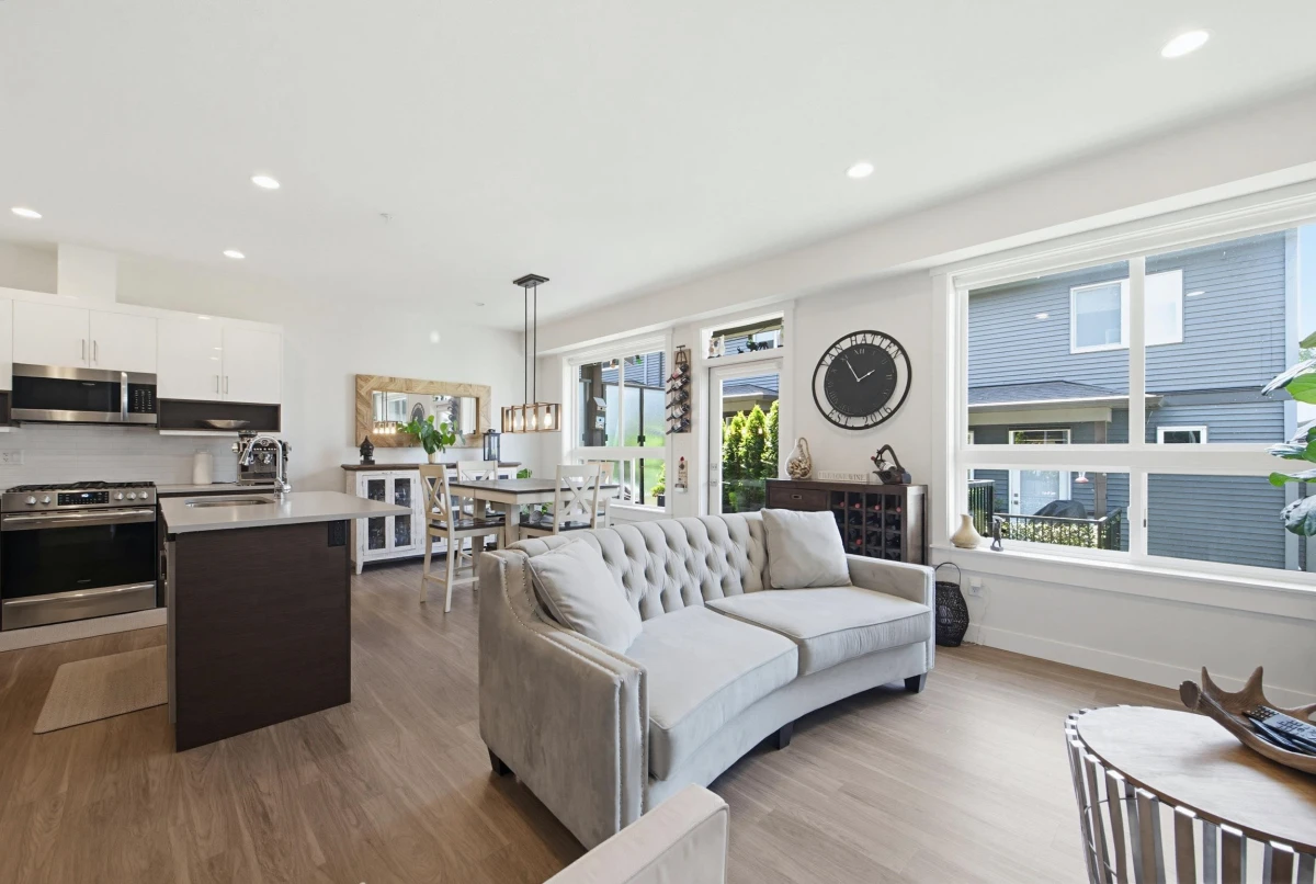 Family Room Photo of 32 43680 Chilliwack Mountain Road, Chilliwack, BC