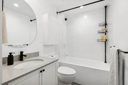 Laundry Room Photo of 101 320 Ridge Street, Tsawwassen, BC