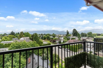 Backyard Photo of 410 46021 Second Avenue, Chilliwack, BC