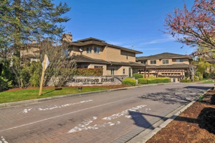 Community Amenities Photo (Clubhouse) of 104 16655 64 Avenue, Surrey, BC