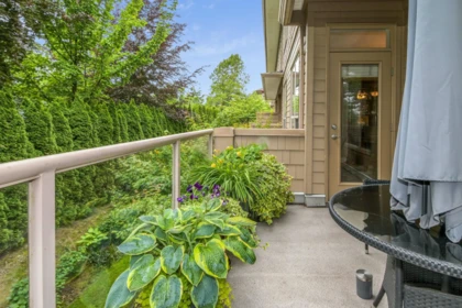 Entry Foyer Photo of 104 16655 64 Avenue, Surrey, BC