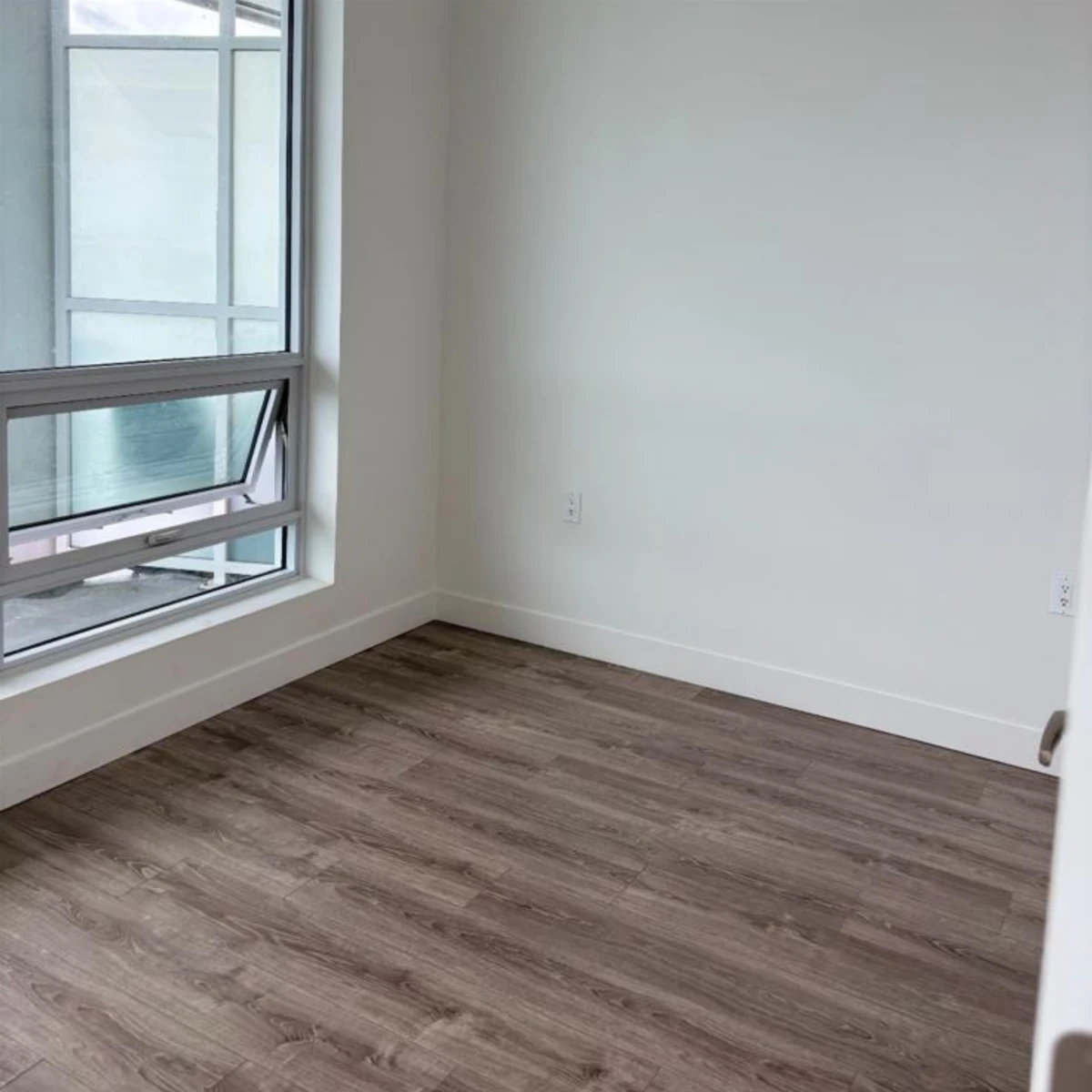 Family Room Photo of 1508 6320 No. 3 Road, Richmond, BC