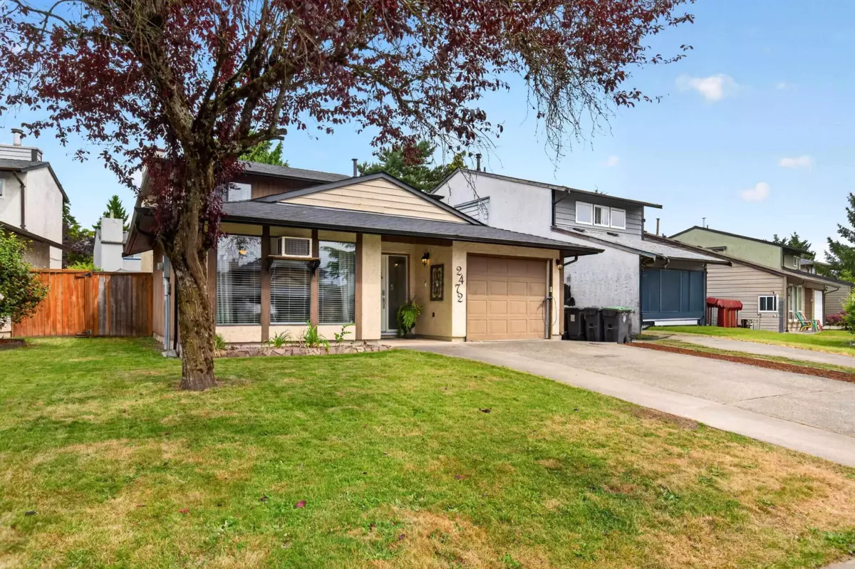 Family Room Photo of 2472 Wayburne Crescent, Langley, BC