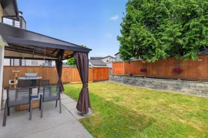 Fitness Center Photo Near 2472 Wayburne Crescent, Langley, BC