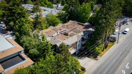 Hot Tub / Spa Photo of 203 1642 56 Street, Tsawwassen, BC