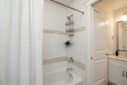 Basement Recreation Room Photo of 27 15454 32 Avenue, Surrey, BC