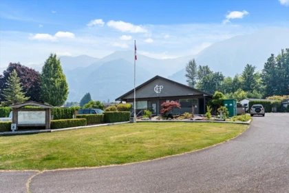 Basement Recreation Room Photo of 95 1436 Frost Road, Lindell Beach, BC