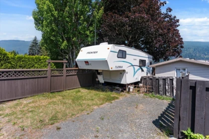 Front Yard Photo of 95 1436 Frost Road, Lindell Beach, BC