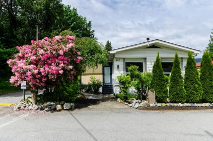 Garage Interior Photo of 401 RAINDANCE CRESCENT, West Vancouver BC V7P 1C1