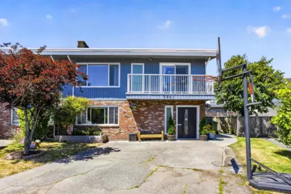 9851 Swansea Drive, Richmond, BC, Richmond — Half Duplex for sale