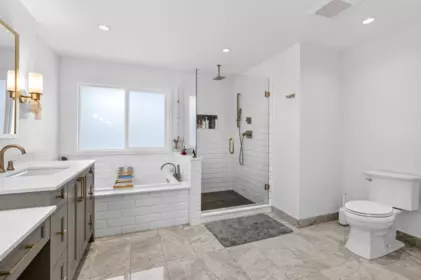 Hallway Photo of 9851 Swansea Drive, Richmond, BC