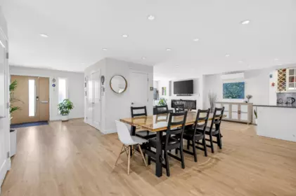 Kitchen Photo of 9851 Swansea Drive, Richmond, BC