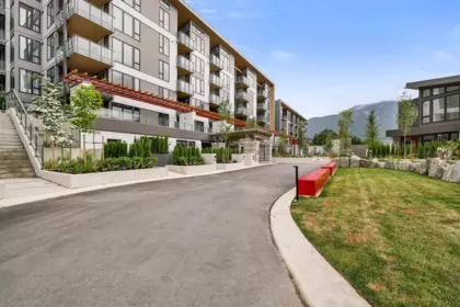 Basement Recreation Room Photo of 320 1500 Scott Crescent, Squamish, BC