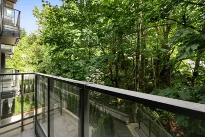 Powder Room Photo of 320 1500 Scott Crescent, Squamish, BC
