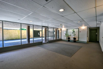 Entry Foyer Photo of 408 715 Royal Avenue, New Westminster, BC