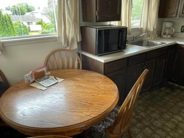 Kitchen Island Photo of 7131 Williams Road, Richmond, BC