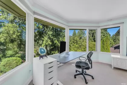 Mudroom Photo of 4941 Water Lane, West Vancouver, BC