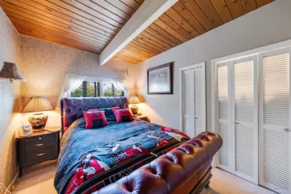Hallway Photo of 529 Appian Way, Coquitlam, BC