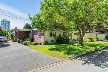 Outdoor Kitchen Photo of 529 Appian Way, Coquitlam, BC